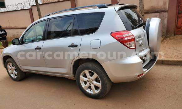 Acheter Occasion Voiture Toyota RAV4 Autre à Yaoundé, Central Cameroon Acheter Occasion Voiture Toyota RAV4 Autre à Yaoundé, Central Cameroon