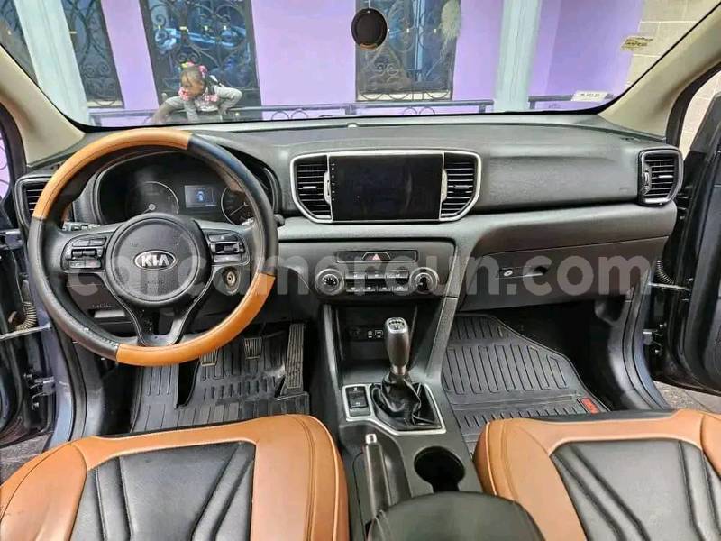 Big with watermark kia sportage central cameroon yaounde 12417