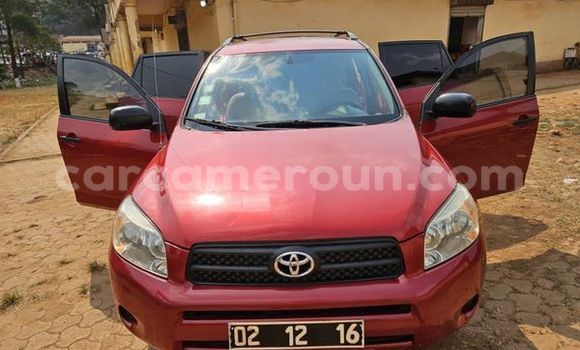Acheter Occasion Voiture Toyota RAV4 Rouge à Yaoundé, Central Cameroon Acheter Occasion Voiture Toyota RAV4 Rouge à Yaoundé, Central Cameroon