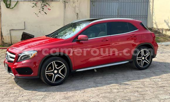 Buy Used Mercedes‒Benz GLA-klasse Red Car in Yaounde in Central Cameroon