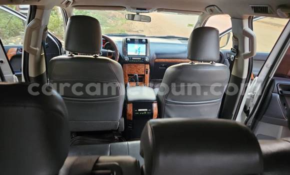 Acheter Occasion Voiture Toyota Prado Blanc à Yaoundé, Central Cameroon Acheter Occasion Voiture Toyota Prado Blanc à Yaoundé, Central Cameroon