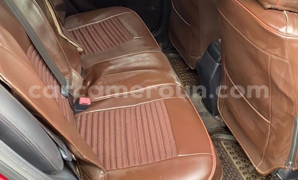 Sayi Na hannu Toyota Blade Red Mota in Douala a Ƙasar Kamaru Sayi Na hannu Toyota Blade Red Mota in Douala a Ƙasar Kamaru