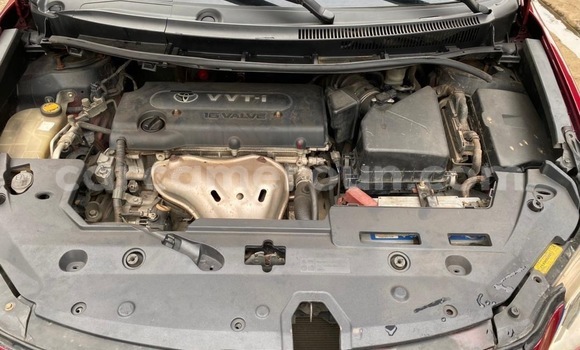 Sayi Na hannu Toyota Blade Red Mota in Douala a Ƙasar Kamaru Sayi Na hannu Toyota Blade Red Mota in Douala a Ƙasar Kamaru