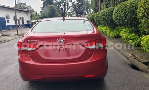 Acheter Neuf Voiture Hyundai Elantra Rouge à Douala, Littoral Cameroon Acheter Neuf Voiture Hyundai Elantra Rouge à Douala, Littoral Cameroon