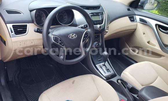 Acheter Neuf Voiture Hyundai Elantra Rouge à Douala, Littoral Cameroon Acheter Neuf Voiture Hyundai Elantra Rouge à Douala, Littoral Cameroon