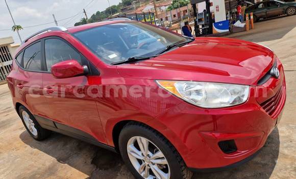 Sayi Na hannu Hyundai Tucson Red Mota in Douala a Ƙasar Kamaru