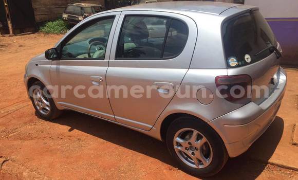 Sayi Na hannu Toyota Yaris Sauran Mota in Yaounde a Babban Kamaru Sayi Na hannu Toyota Yaris Sauran Mota in Yaounde a Babban Kamaru