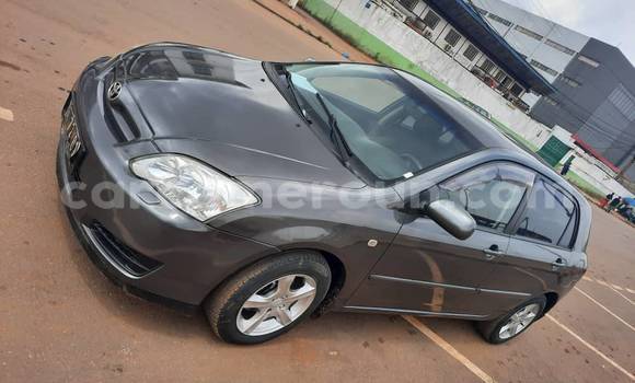 Sayi Na hannu Toyota Corolla Sauran Mota in Douala a Ƙasar Kamaru Sayi Na hannu Toyota Corolla Sauran Mota in Douala a Ƙasar Kamaru