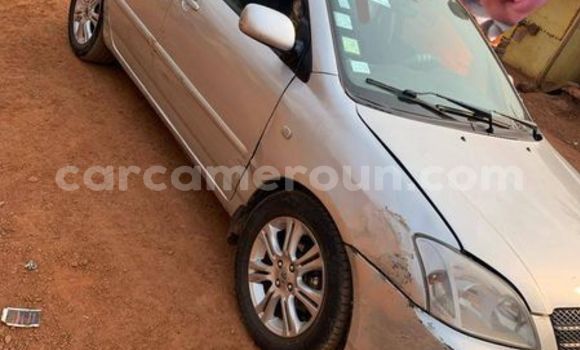 Sayi Na hannu Toyota Allex Sauran Mota in Bafoussam a West Kamaru