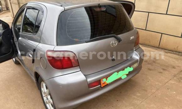 Sayi Na hannu Toyota Yaris Sauran Mota in Yaounde a Babban Kamaru Sayi Na hannu Toyota Yaris Sauran Mota in Yaounde a Babban Kamaru