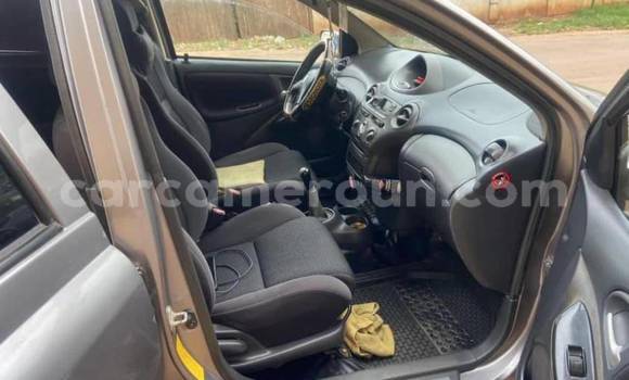 Sayi Na hannu Toyota Yaris Sauran Mota in Yaounde a Babban Kamaru Sayi Na hannu Toyota Yaris Sauran Mota in Yaounde a Babban Kamaru