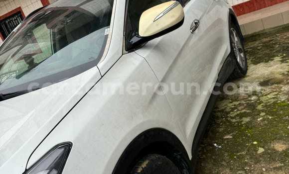 Sayi Na hannu Hyundai Santa Fe White Mota in Douala a Ƙasar Kamaru Sayi Na hannu Hyundai Santa Fe White Mota in Douala a Ƙasar Kamaru