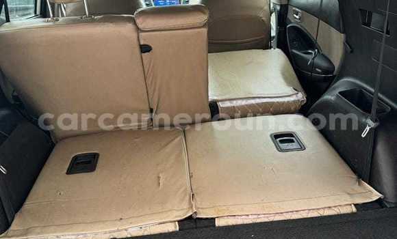 Sayi Na hannu Hyundai Santa Fe White Mota in Douala a Ƙasar Kamaru Sayi Na hannu Hyundai Santa Fe White Mota in Douala a Ƙasar Kamaru
