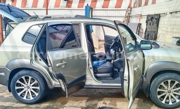 Sayi Na hannu Hyundai Tucson Sauran Mota in Douala a Ƙasar Kamaru Sayi Na hannu Hyundai Tucson Sauran Mota in Douala a Ƙasar Kamaru