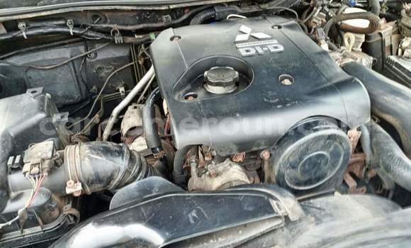 Acheter Occasion Voiture Mitsubishi L200 Noir à Yaoundé, Central Cameroon Acheter Occasion Voiture Mitsubishi L200 Noir à Yaoundé, Central Cameroon