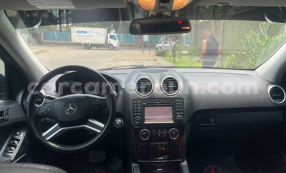 Buy Used Mercedes Viano Black Car in Douala in Littoral Cameroon Buy Used Mercedes Viano Black Car in Douala in Littoral Cameroon