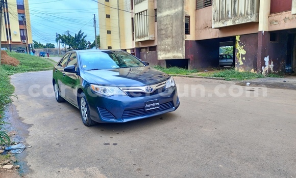 Acheter Occasion Voiture Toyota Camry Gris à Yaoundé, Central Cameroon Acheter Occasion Voiture Toyota Camry Gris à Yaoundé, Central Cameroon