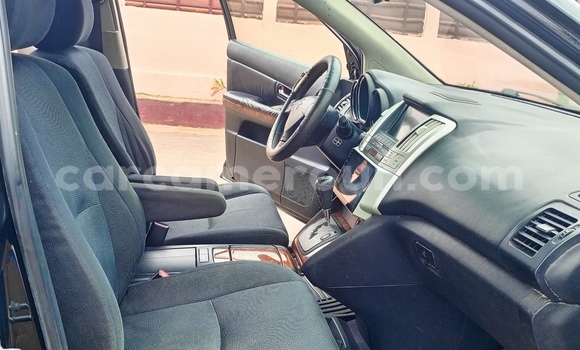 Acheter Occasion Voiture Toyota Harrier Noir à Yaoundé, Central Cameroon Acheter Occasion Voiture Toyota Harrier Noir à Yaoundé, Central Cameroon