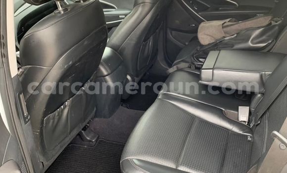 Buy Import Hyundai Santa Fe White Car in Douala in Littoral Cameroon Buy Import Hyundai Santa Fe White Car in Douala in Littoral Cameroon