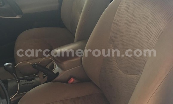 Acheter Occasion Voiture Toyota RAV4 Gris à Yaoundé, Central Cameroon Acheter Occasion Voiture Toyota RAV4 Gris à Yaoundé, Central Cameroon