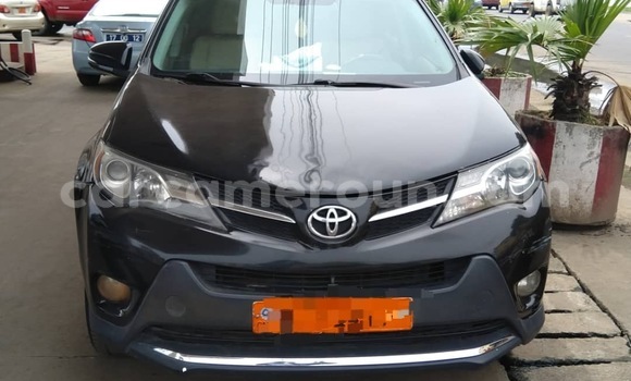 Sayi Na hannu Toyota RAV4 Black Mota in Douala a Ƙasar Kamaru Sayi Na hannu Toyota RAV4 Black Mota in Douala a Ƙasar Kamaru