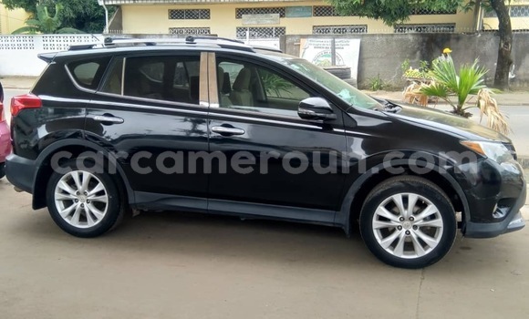 Sayi Na hannu Toyota RAV4 Black Mota in Douala a Ƙasar Kamaru Sayi Na hannu Toyota RAV4 Black Mota in Douala a Ƙasar Kamaru