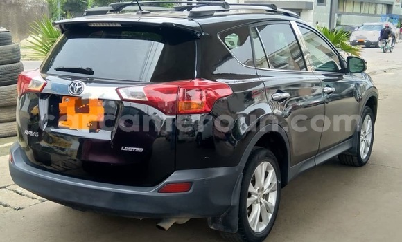 Sayi Na hannu Toyota RAV4 Black Mota in Douala a Ƙasar Kamaru Sayi Na hannu Toyota RAV4 Black Mota in Douala a Ƙasar Kamaru