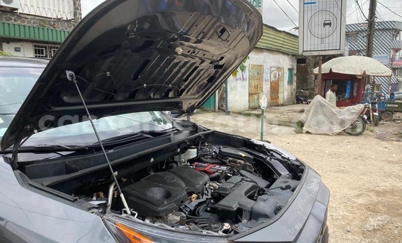 Acheter Occasion Voiture Toyota RAV4 Noir à Douala, Littoral Cameroon Acheter Occasion Voiture Toyota RAV4 Noir à Douala, Littoral Cameroon