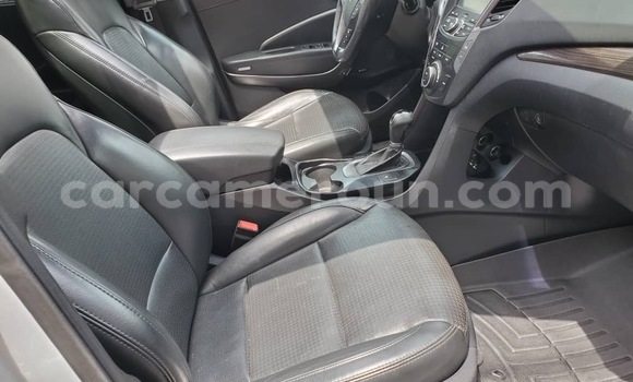 Acheter Neuf Voiture Hyundai Santa Fe Gris à Douala, Littoral Cameroon Acheter Neuf Voiture Hyundai Santa Fe Gris à Douala, Littoral Cameroon