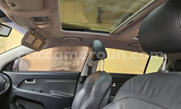 Acheter Occasion Voiture Kia Sportage Gris à Yaoundé, Central Cameroon Acheter Occasion Voiture Kia Sportage Gris à Yaoundé, Central Cameroon