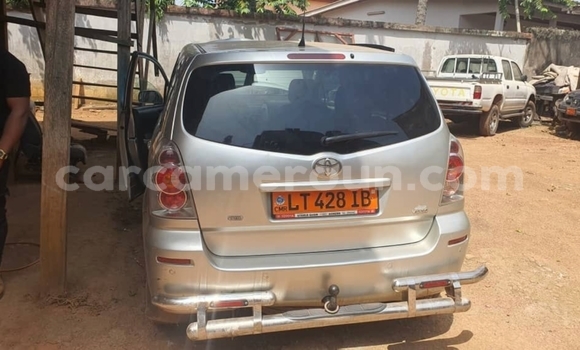Acheter Occasion Voiture Toyota Corolla Gris à Yaoundé, Central Cameroon Acheter Occasion Voiture Toyota Corolla Gris à Yaoundé, Central Cameroon
