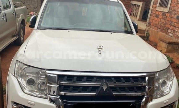 Acheter Occasion Voiture Mitsubishi Pajero Blanc à Yaoundé, Central Cameroon Acheter Occasion Voiture Mitsubishi Pajero Blanc à Yaoundé, Central Cameroon