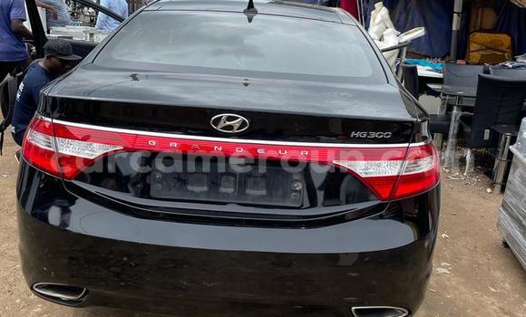 Acheter Occasion Voiture Hyundai Grandeur Noir à Yaoundé, Central Cameroon Acheter Occasion Voiture Hyundai Grandeur Noir à Yaoundé, Central Cameroon
