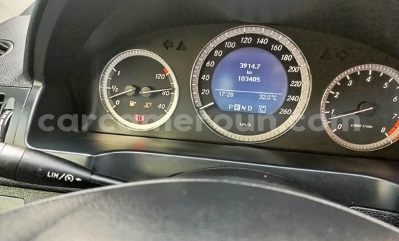 Acheter Occasion Voiture Mercedes‒Benz C–Class Gris à Douala, Littoral Cameroon Acheter Occasion Voiture Mercedes‒Benz C–Class Gris à Douala, Littoral Cameroon