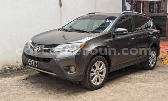 Acheter Occasion Voiture Toyota RAV4 Gris à Yaoundé, Central Cameroon Acheter Occasion Voiture Toyota RAV4 Gris à Yaoundé, Central Cameroon