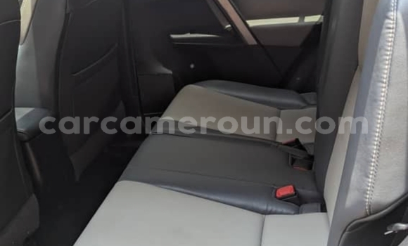 Acheter Occasion Voiture Toyota RAV4 Gris à Yaoundé, Central Cameroon Acheter Occasion Voiture Toyota RAV4 Gris à Yaoundé, Central Cameroon