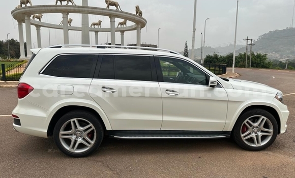 Buy Used Mercedes‒Benz GL–Class White Car in Yaounde in Central Cameroon Buy Used Mercedes‒Benz GL–Class White Car in Yaounde in Central Cameroon