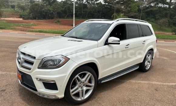 Buy Used Mercedes‒Benz GL–Class White Car in Yaounde in Central Cameroon Buy Used Mercedes‒Benz GL–Class White Car in Yaounde in Central Cameroon