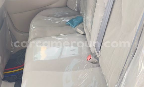 Sayi Na hannu Toyota Camry Sauran Mota in Douala a Ƙasar Kamaru Sayi Na hannu Toyota Camry Sauran Mota in Douala a Ƙasar Kamaru