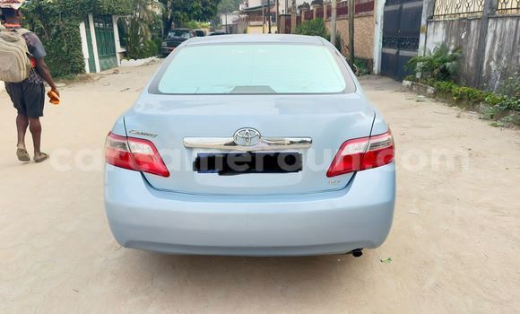 Sayi Na hannu Toyota Camry Sauran Mota in Douala a Ƙasar Kamaru Sayi Na hannu Toyota Camry Sauran Mota in Douala a Ƙasar Kamaru