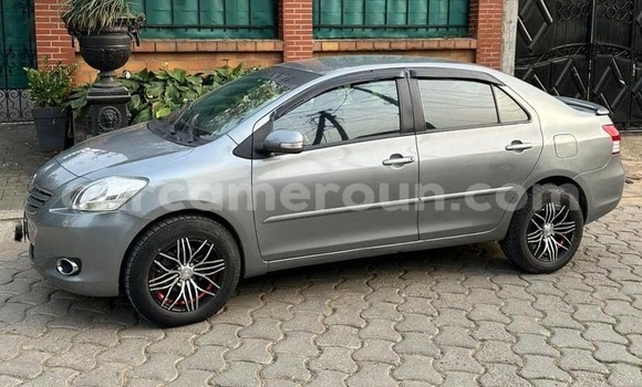 Buy Used Toyota Yaris Silver Car in Douala in Littoral Cameroon Buy Used Toyota Yaris Silver Car in Douala in Littoral Cameroon