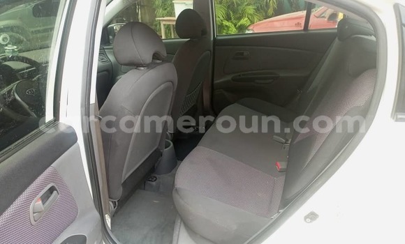 Acheter Occasion Voiture Kia Rio Blanc à Douala, Littoral Cameroon Acheter Occasion Voiture Kia Rio Blanc à Douala, Littoral Cameroon
