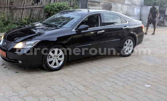 Sayi Na hannu Lexus ES Black Mota in Douala a Ƙasar Kamaru Sayi Na hannu Lexus ES Black Mota in Douala a Ƙasar Kamaru