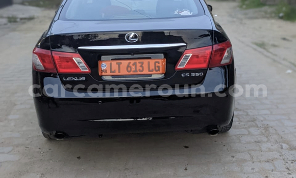 Sayi Na hannu Lexus ES Black Mota in Douala a Ƙasar Kamaru Sayi Na hannu Lexus ES Black Mota in Douala a Ƙasar Kamaru