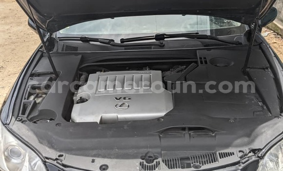 Sayi Na hannu Lexus ES Black Mota in Douala a Ƙasar Kamaru Sayi Na hannu Lexus ES Black Mota in Douala a Ƙasar Kamaru