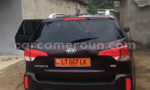 Sayi Imported Kia Sorento Brown Mota in Douala a Ƙasar Kamaru Sayi Imported Kia Sorento Brown Mota in Douala a Ƙasar Kamaru