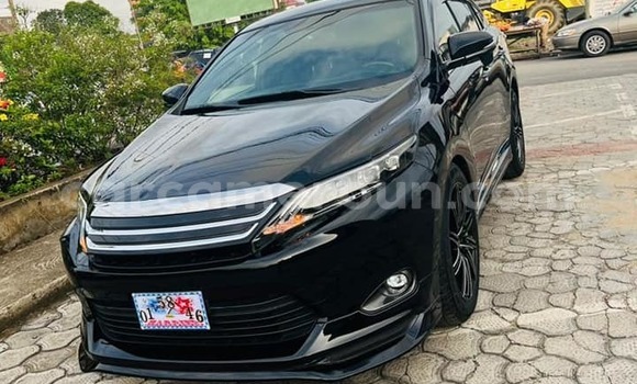 Sayi Na hannu Toyota 4Runner Sauran Mota in Douala a Ƙasar Kamaru