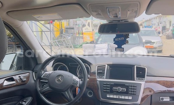 Buy New Mercedes‒Benz ML–Class Silver Car in Douala in Littoral Cameroon Buy New Mercedes‒Benz ML–Class Silver Car in Douala in Littoral Cameroon