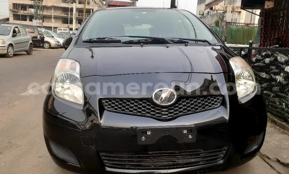 Acheter Occasion Voiture Toyota Vitz Noir à Douala, Littoral Cameroon