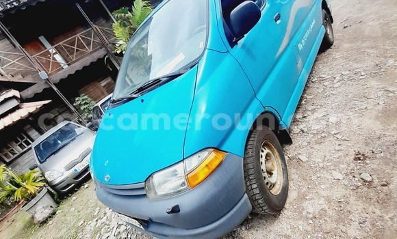 Sayi Na hannu Toyota Hiace Green Mota in Douala a Ƙasar Kamaru Sayi Na hannu Toyota Hiace Green Mota in Douala a Ƙasar Kamaru